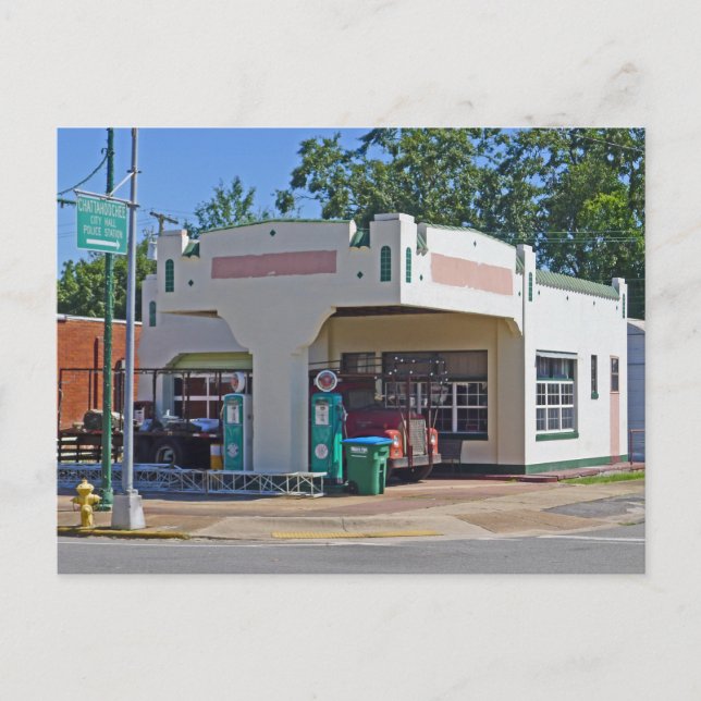 Historic Sinclair Gas Station Chattahoochee FL Postcard (Front)