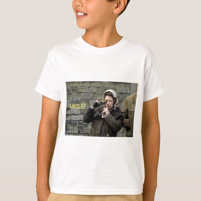 HM Queen Elizabeth Smile! T-Shirt (Front)