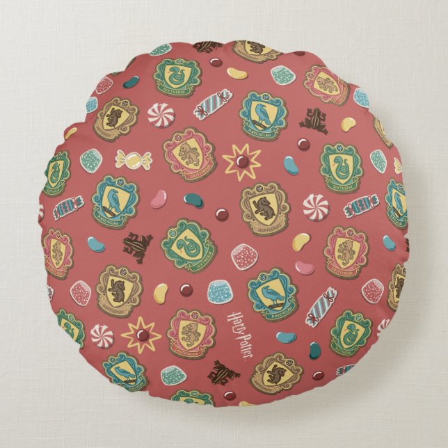 HOGWARTS™ Houses Holiday Cookie Pattern Round Pillow (Front)