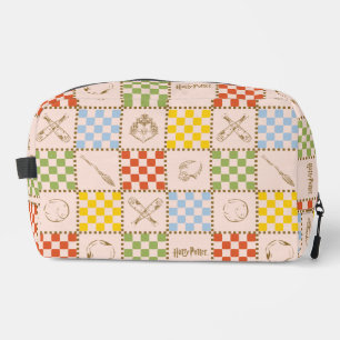 HOGWARTS™ QUIDDITCH™ Team Chequered Pattern Dopp Kit
