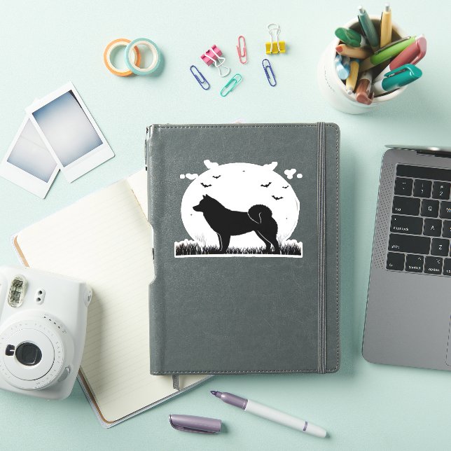 Hokkaido Dog � Halloween Moon Silhouette Classic T (iPad Cover)