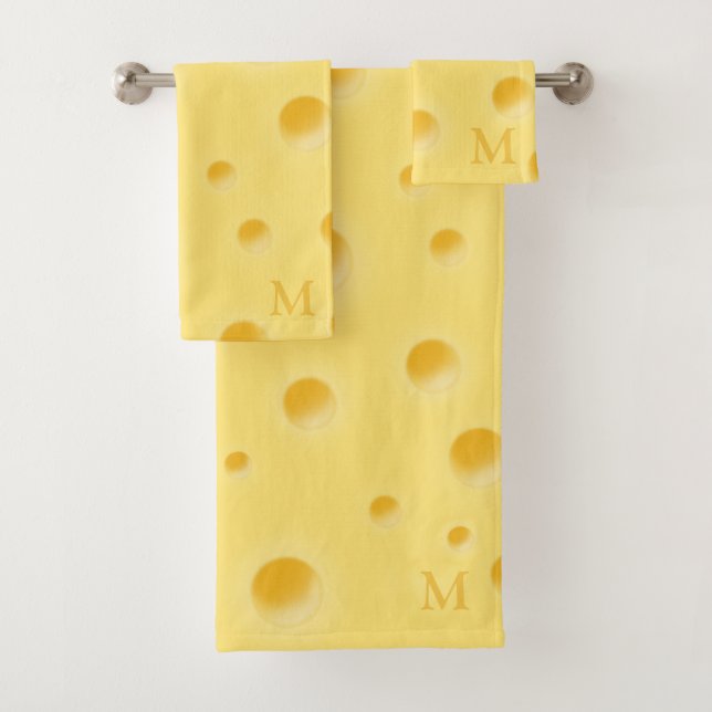Holey Fromage Suisse fantaisie Monogrammed Cadeau (En situation)