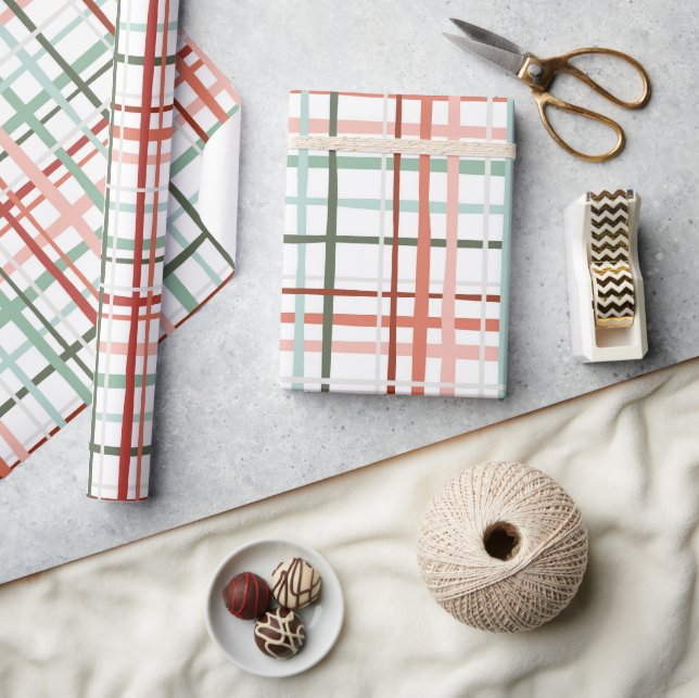 Holiday Gingham - Cheerful Wrapping Paper (Crafts)