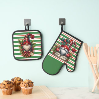 Holiday Gnomes Oven Mitt & Pot Holder Set