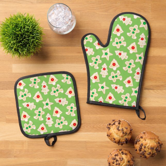 Holiday Shortbread Cookies Green Christmas Oven Mitt & Pot Holder Set (Top Down)