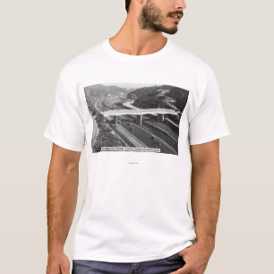 Hollywood, CA Cahuenga Pass Freeway View T-Shirt