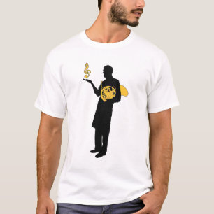 Homme avec T-shirt de la Corne Française