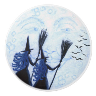 Homme dans la lune et des boutons de sorcières