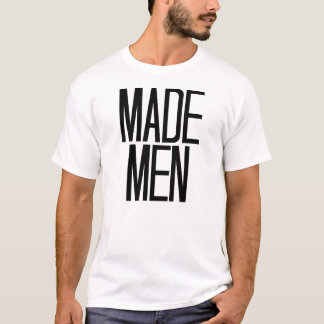 Hommes faits T-shirt dans le blanc