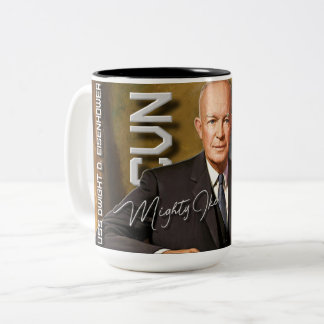 HOMONYME DE LA TASSE CVN-69 USS DWIGHT DAVID