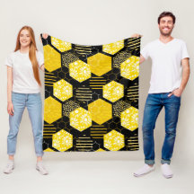 Honeycomb! Fleece Blanket