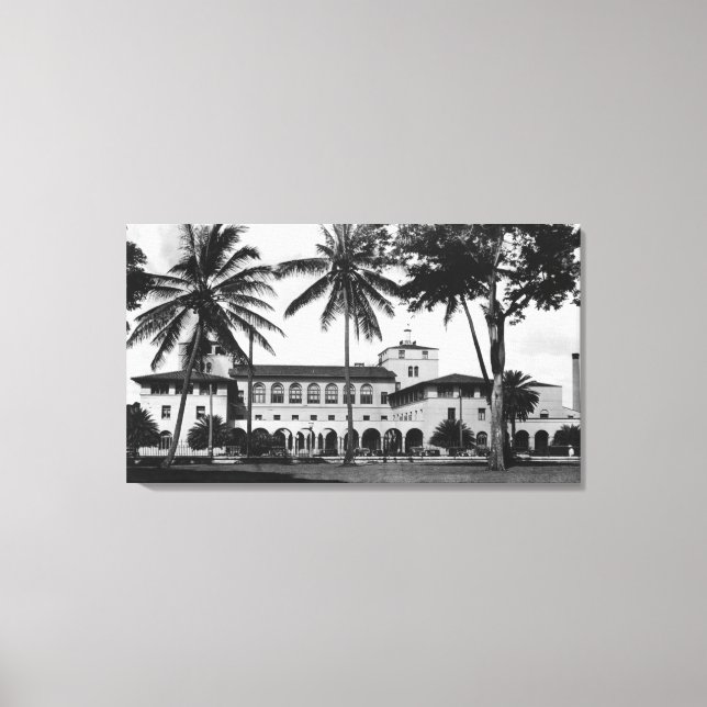 Honolulu, Hawaii View of Federal Bldg and Post 2 Canvas Print (Front)