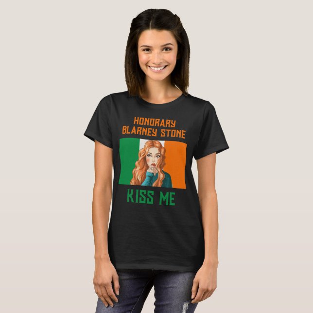 HONORARY BLARNEY STONE IRISH LASS KISS ME T-Shirt (Front Full)