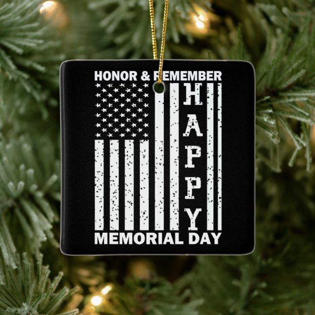 Honour Remember Happy Memorial Day Usa Flag Ceramic Ornament (Tree)