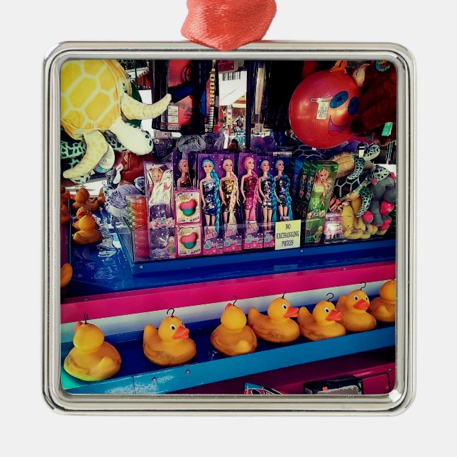 Hook a duck metal ornament (Front)