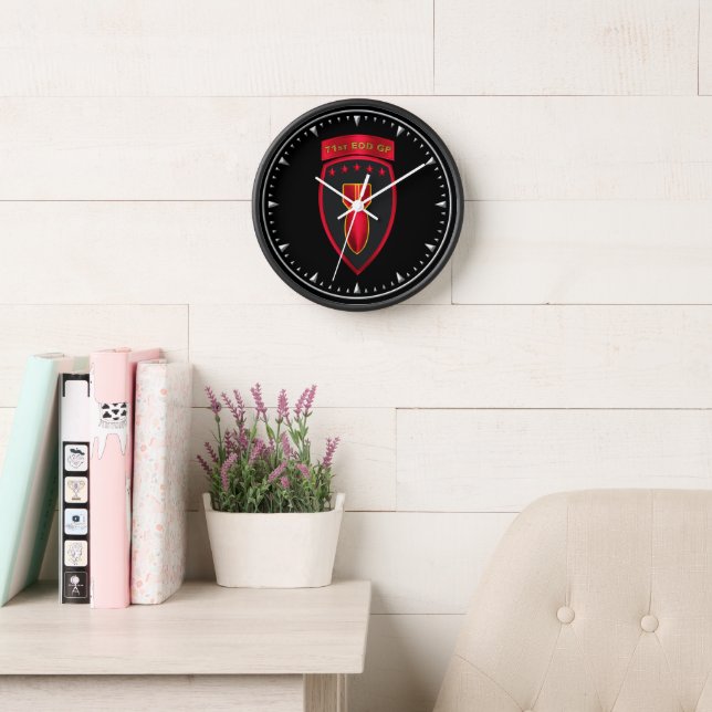 Horloge 71e Groupe EOD (Salle de lecture)