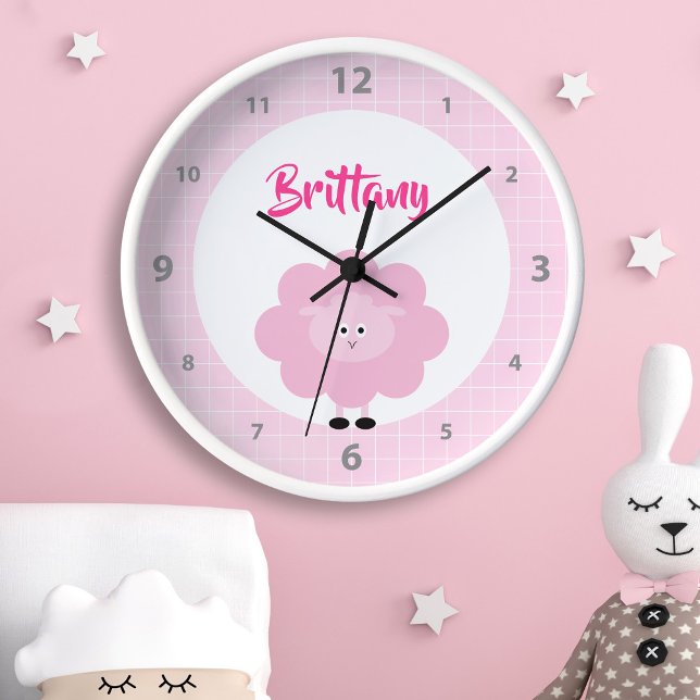 Horloge Agneau de fille rose mignonne Kawaii Nursery Nom d (Créateur téléchargé)