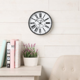 Horloge Agritourisme Style Laurel Monogramme Nom Personnal