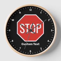 ARRÊTER L'horloge des signes