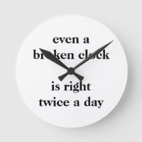 HORLOGE BRISÉ
