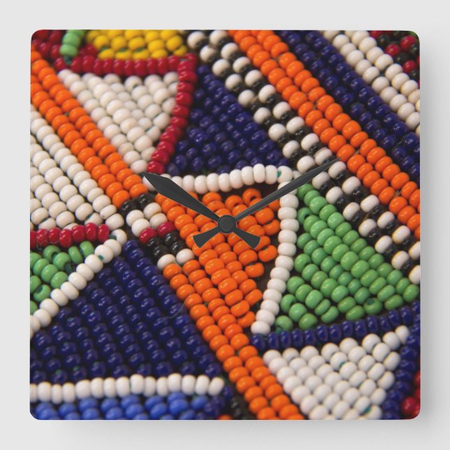 Horloge Carrée Afrique, Kenya. Les perles tribales des Masaï (Recto)