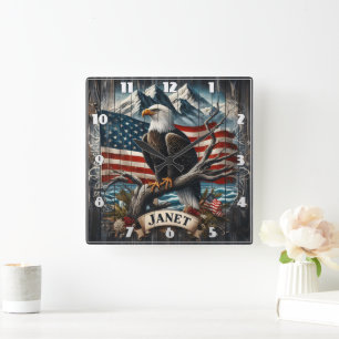 Horloge Carrée Aigle sur la branche avec drapeau