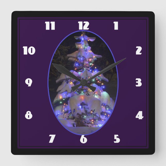 Horloge Carrée Arbre de Noël couvert de neige brillante (Recto)