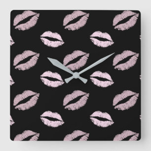 Horloge Carrée Baisers Rose Argenté