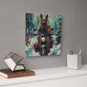 Horloge Carrée Berger belge Chien à cheval Moto Noël