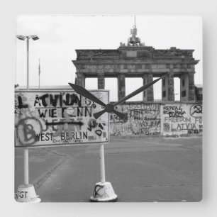 Horloge Carrée Berlin Wall West Germany 1989