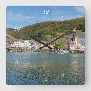 Horloge Carrée Bernkastel Kues sur la Moselle
