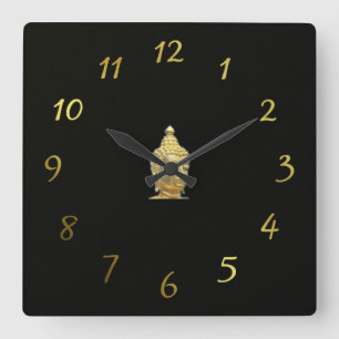 Horloge Carrée bouddha doré en noir
