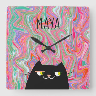 Horloge Carrée Chat noir et Artsy rose Motif Nom du monogramme