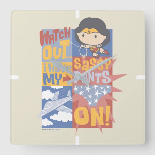 Horloge Carrée Chibi Wonder Woman | J'Ai Mes Pantalons Sassy En T (Recto)