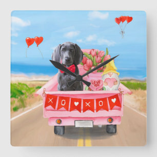 Horloge Carrée Chien Weimaraner Cœur de Camion de la Saint-Valent