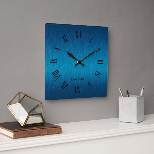 Horloge Carrée Chiffres romains en bleu métallique personnalisés (Bureau)