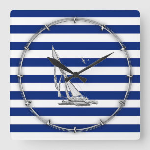 Horloge Carrée Chrome voile sur les bandes marines