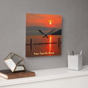 Horloge Carrée Ciel Rouge Le Matin