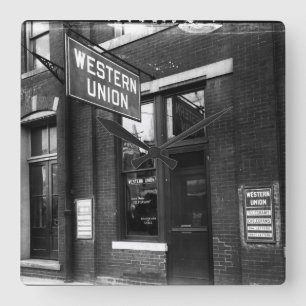 Horloge Carrée Circa 1925 noirs et le blanc de station de