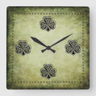 Horloge Carrée Classy grundge shamrock irlandais chanceux