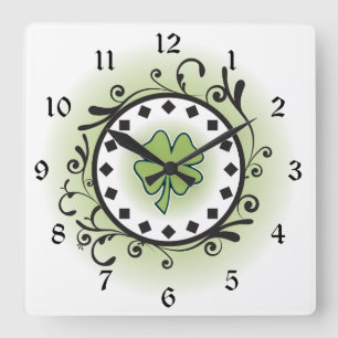 Horloge Carrée Clocher et vignes vert, noir et blanc irlandais