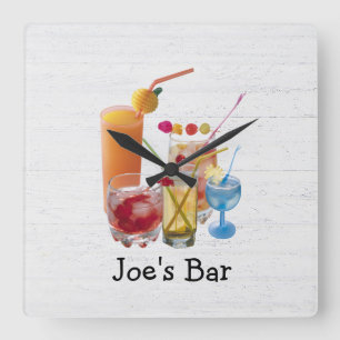 Horloge Carrée Cocktail Happy Hour On Wood
