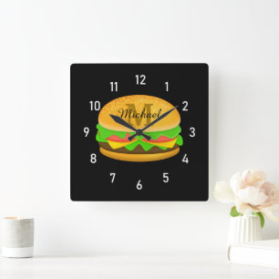 Horloge Carrée Cool et amusant yummy burger Monogramme et numéros