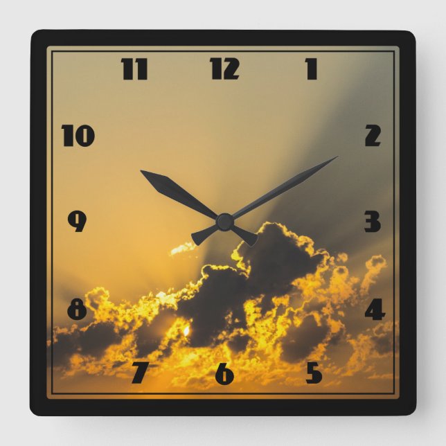 Horloge Carrée Coucher de soleil d'or illumine un nuage (Recto)