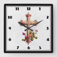 Croix en bois élégante aux fleurs roses