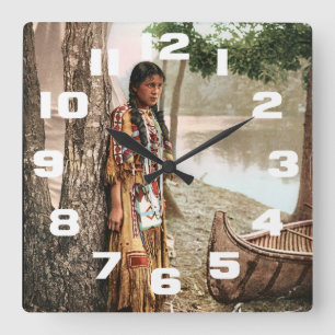 Horloge Carrée Cru 1897 de Hiawatha de Natif américain de