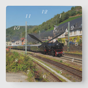 Horloge Carrée Dampflok mit Sonderzug in Lorch
