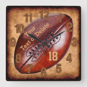 Horloge Carrée Décoration de football vintage personnalisée NOM, 