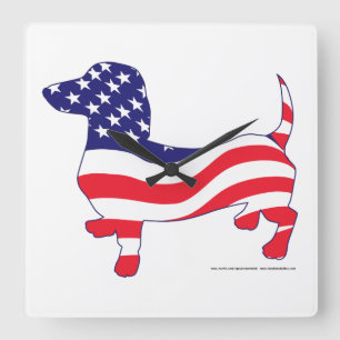 Horloge Carrée Doxie patriotique - Dachshund patriotique