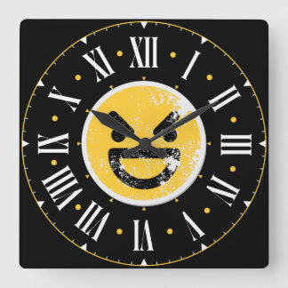 Horloge Carrée Emoji Visage Moyen À L'Intérieur Des Numéros Romai